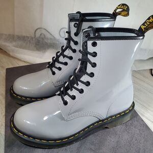 NEW Dr. Martens Womens 1460 High Grain Zinc Grey Patent Leather Boots SIZE 9